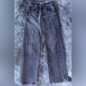 Levi’s ribcage ankle straight leg jeans 24”x27” feelin cagey